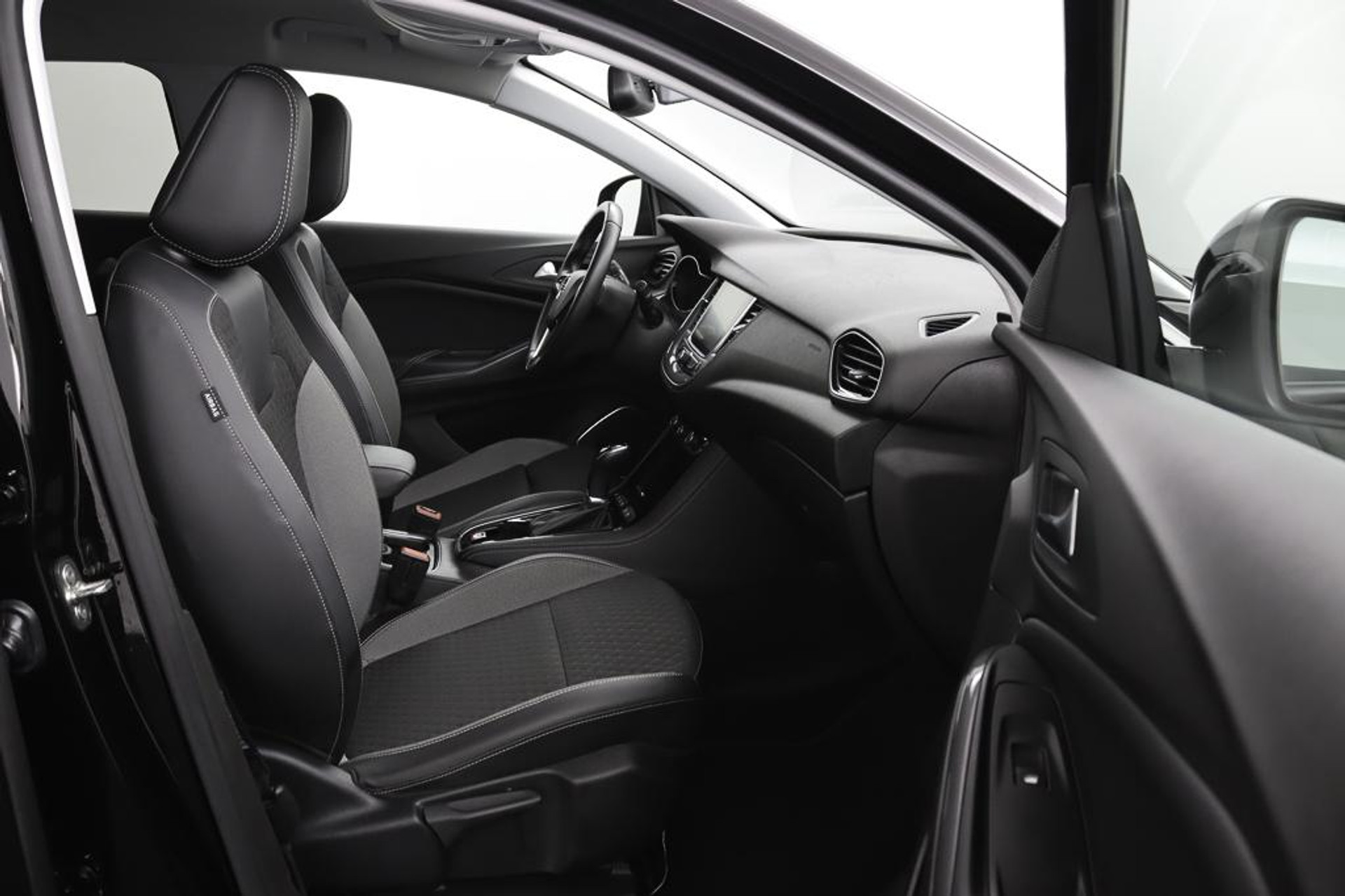 Opel Grandland X 1.2 Turbo*CARPLAY*AUTOMAAT*HAAK*CRUISE*KEYLESS-GO*